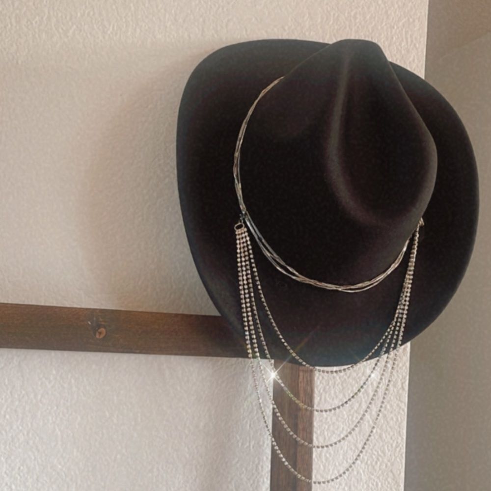 Black rhinestone cowgirl hat - Picture 5 of 6